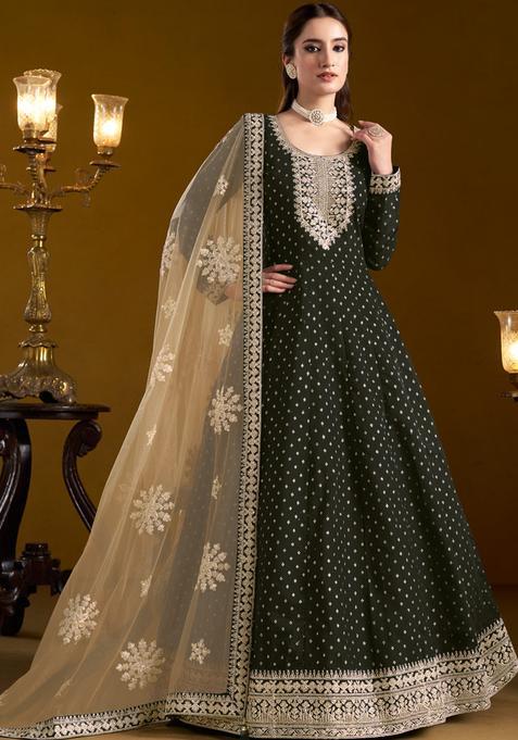 Black Embroidery Chanderi Kurta Set