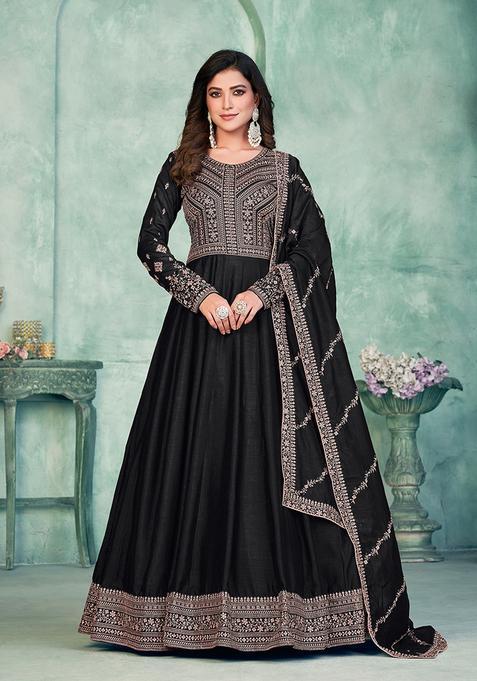 Black Embroidery Silk Kurta Set