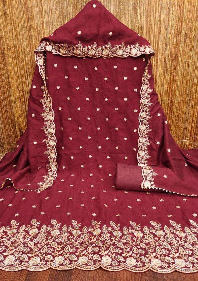 Red Embroidery Silk Kurta Set - Indya