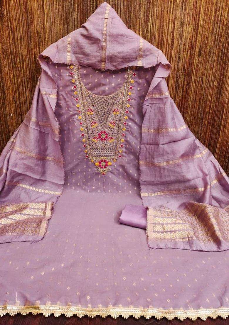 Lavender Embroidery Chanderi Kurta Set - Indya