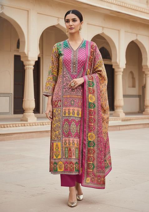 Pink Embroidery Crepe Kurta Set