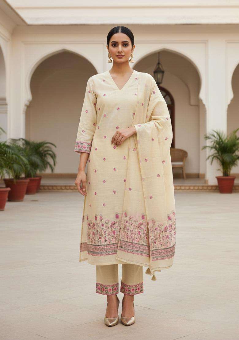 Pink Embroidery Chanderi Kurta Set - Indya