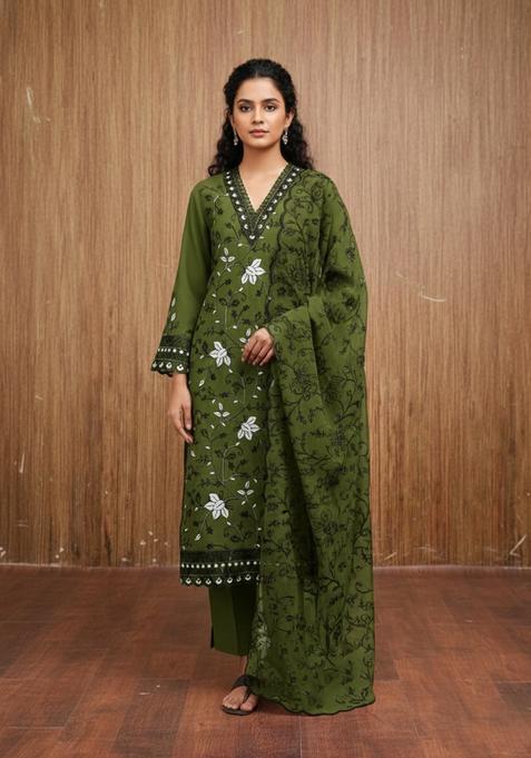 Green Embroidery Georgette Kurta Set