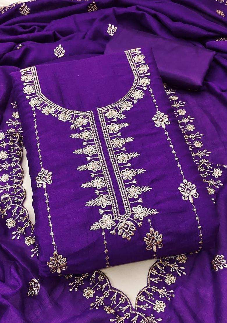 Purple Embroidery Velvet Kurta Set - Indya