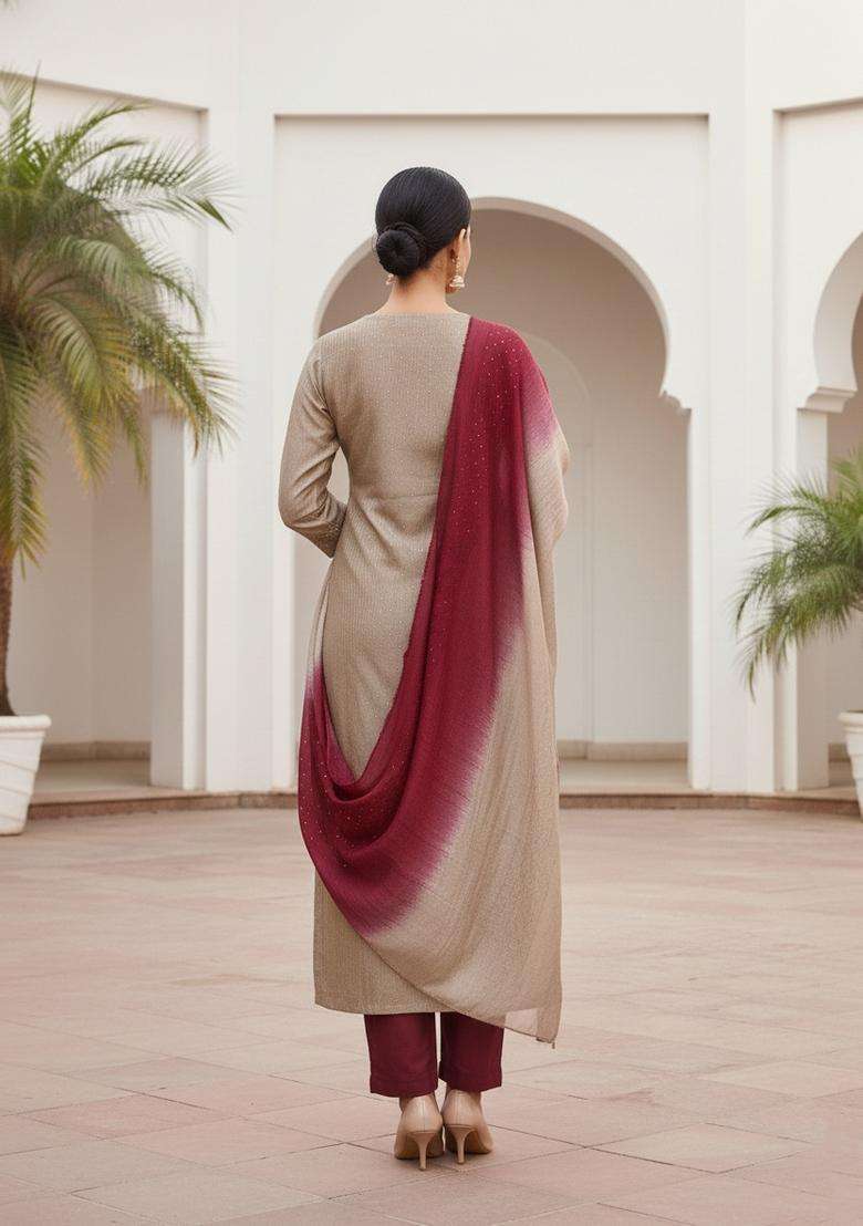 Cream Embroidery Chanderi Kurta Set - Indya