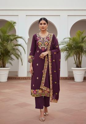 Lavender Embroidery Silk Kurta Set