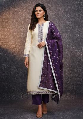 Off White Embroidery Cotton Kurta Set