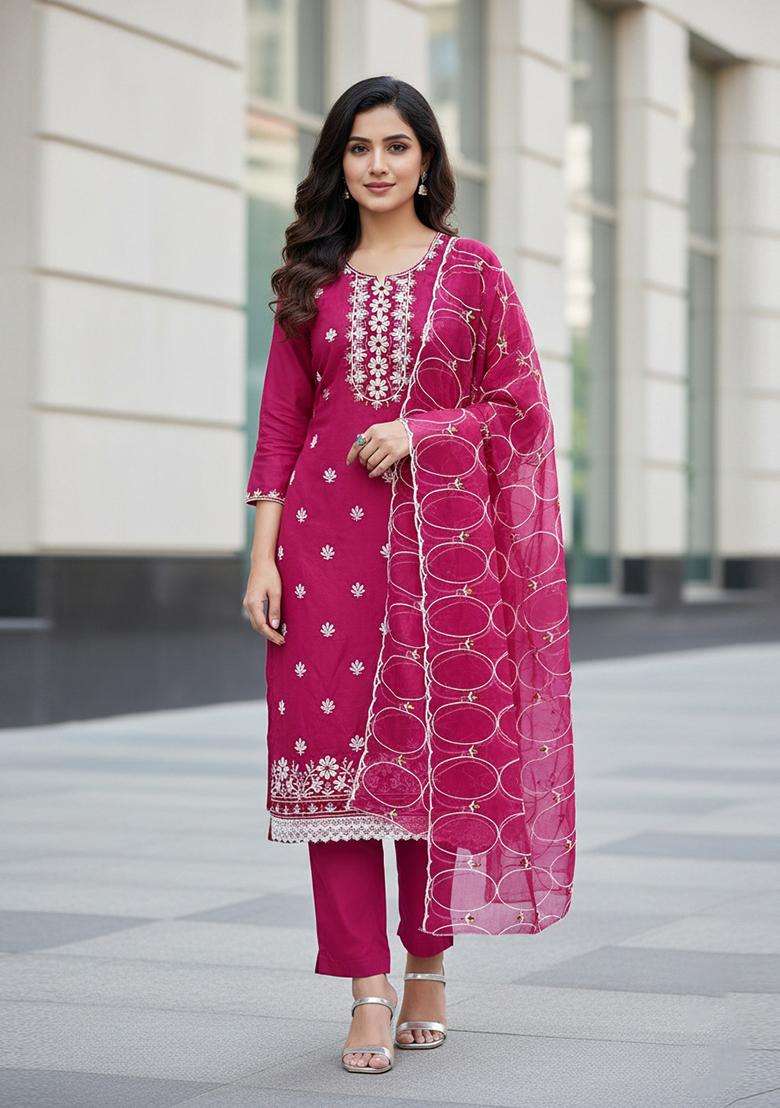 Pink Embroidery Organza Kurta Set - Indya