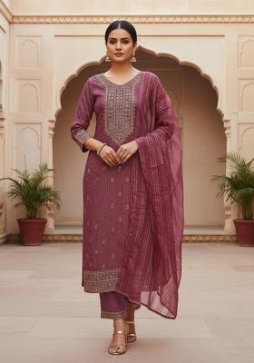 Pink Embroidery Chanderi Kurta Set
