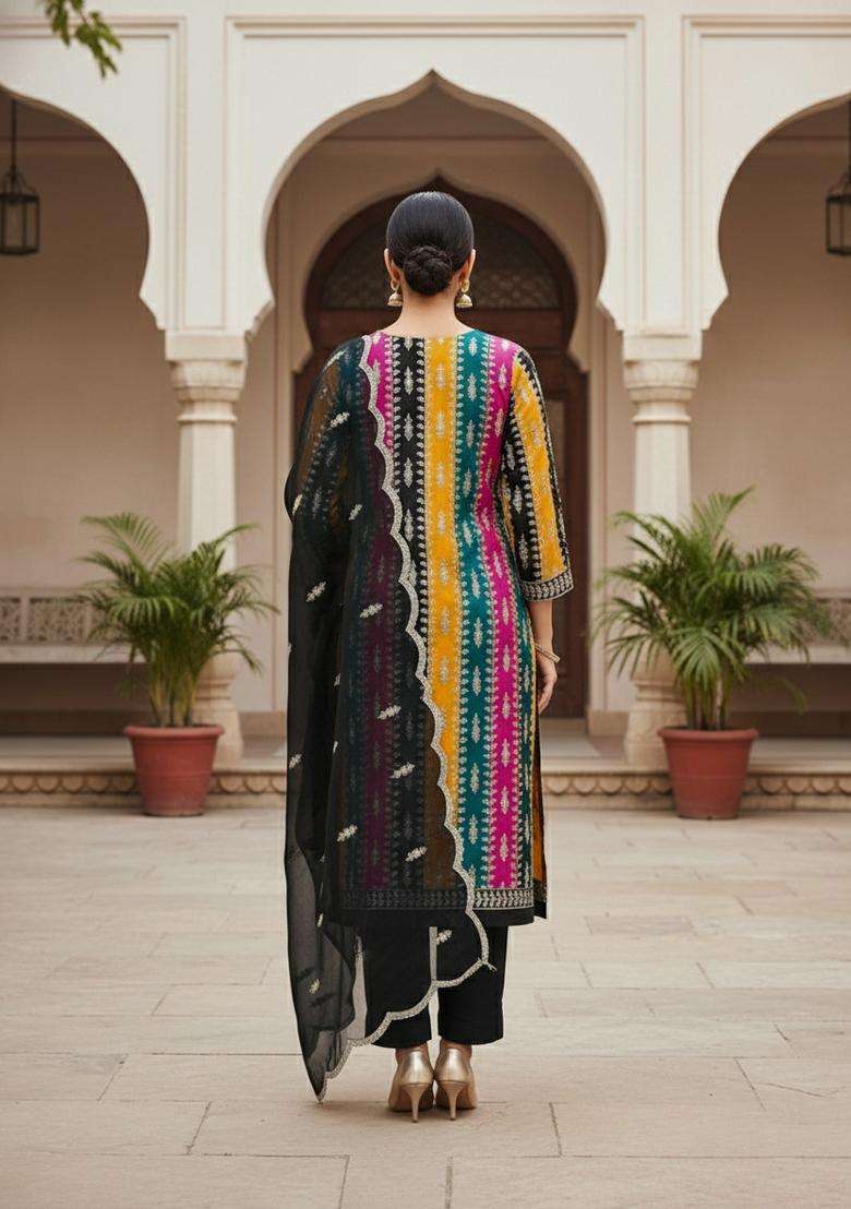 Black Embroidery Georgette Kurta Set - Indya