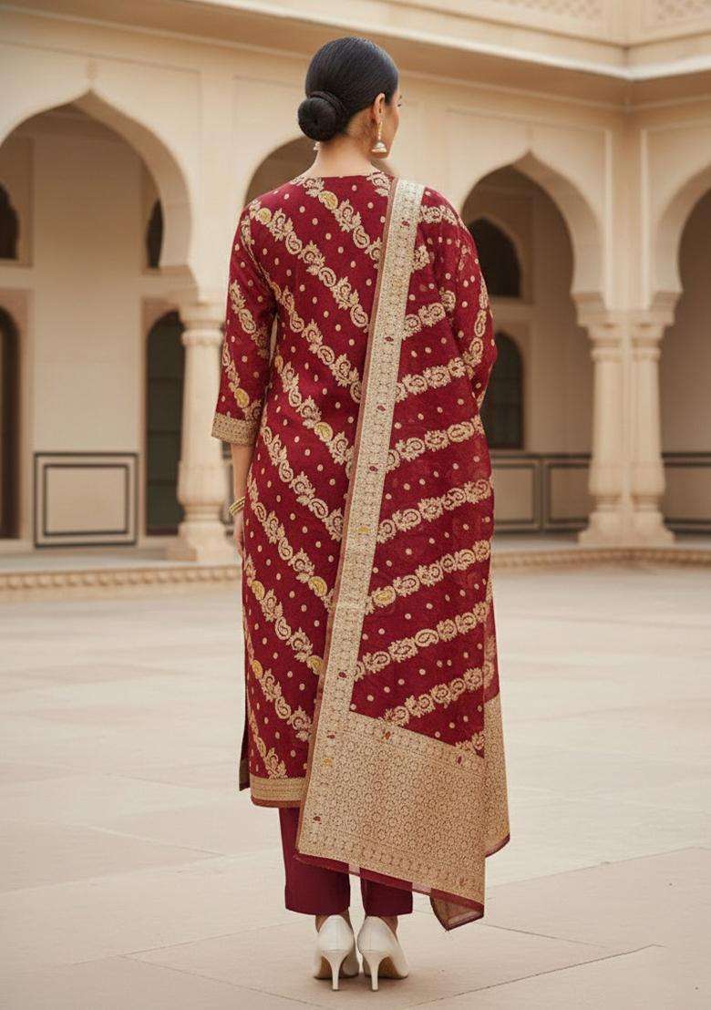 Maroon Embroidery Organza Kurta Set - Indya