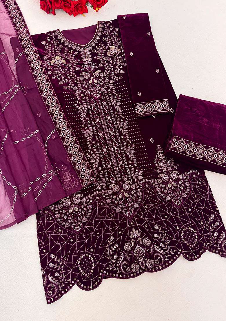 Purple Embroidered Velvet Pakistani Suit Set - Indya