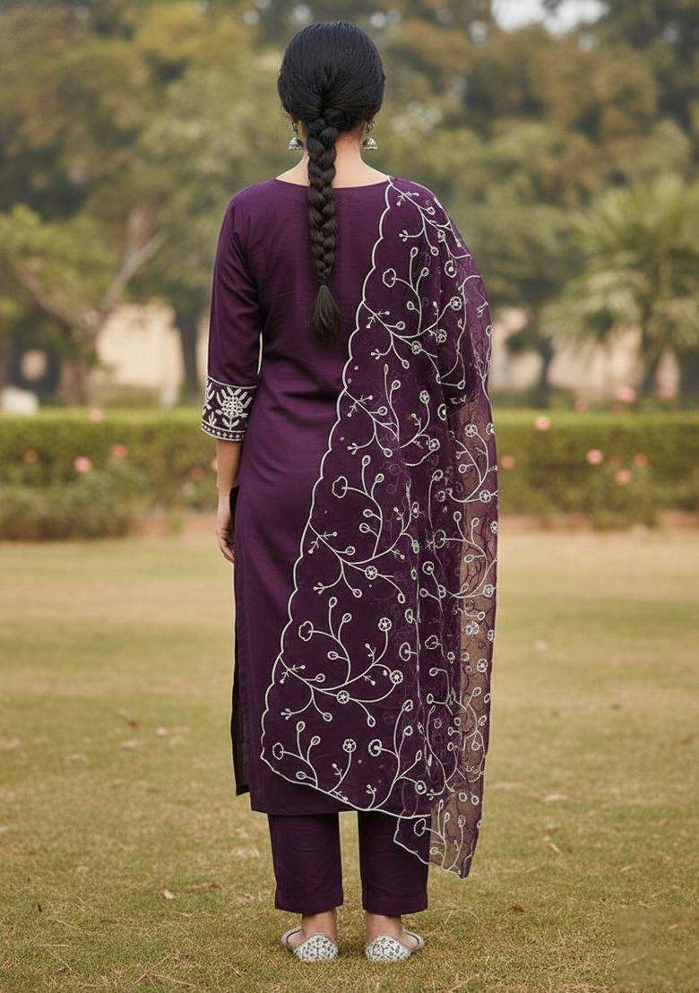 Purple Embroidery Chanderi Kurta Set - Indya