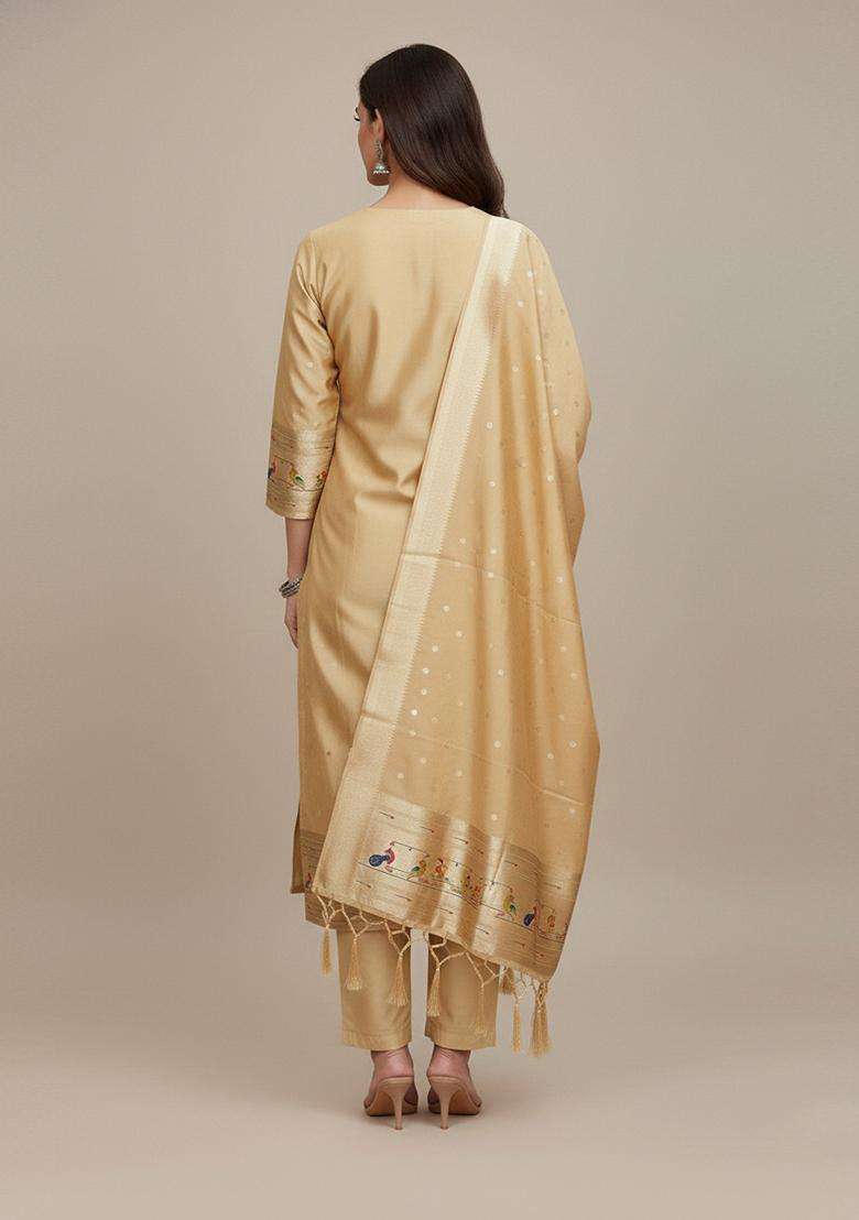 Off White Embroidery Silk Kurta Set - Indya