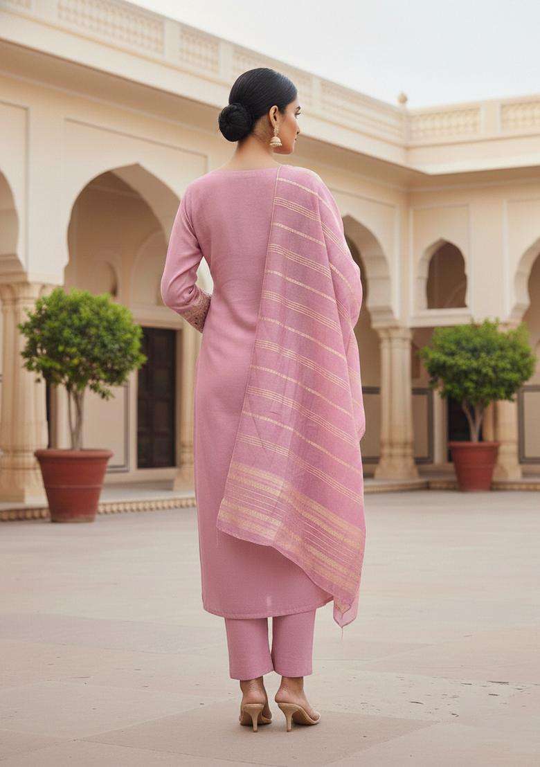 Peach Embroidery Cotton Kurta Set - Indya