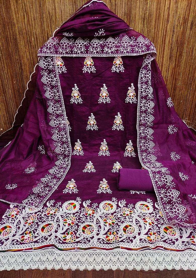 Lavender Embroidery Chanderi Kurta Set - Indya