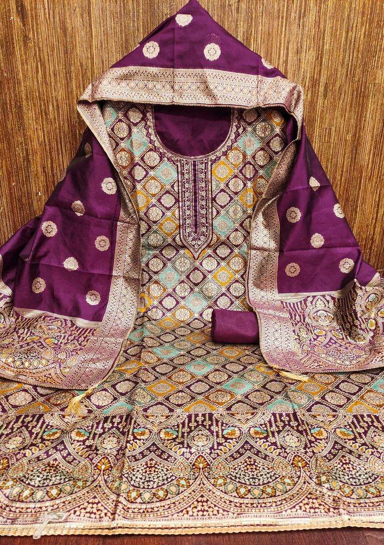Purple Embroidery Jacquard Kurta Set - Indya