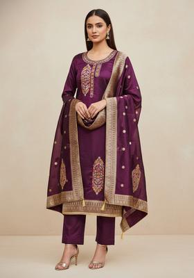 Wine Embroidery Jacquard Kurta Set