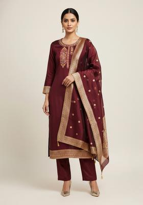 Maroon Embroidery Jacquard Kurta Set