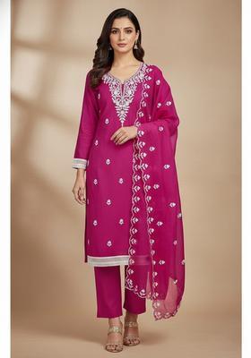 Pink Embroidery Chanderi Kurta Set