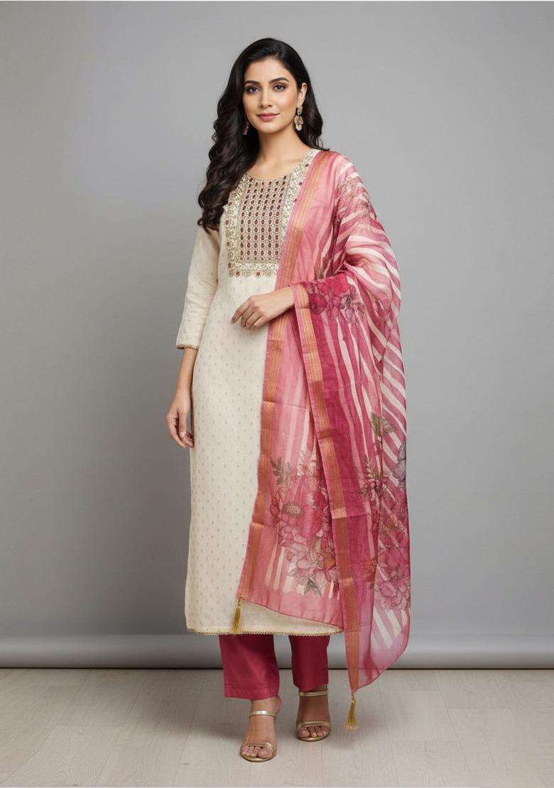 Peach Embroidery Shimmer Kurta Set - Indya
