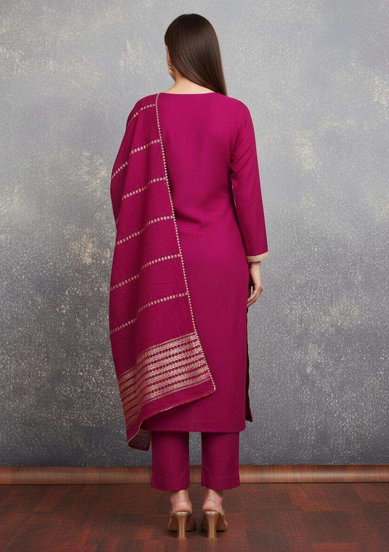 Red Embroidery Silk Kurta Set - Indya