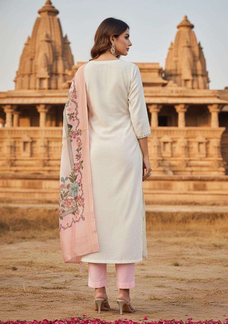 Peach Embroidery Jacquard Kurta Set - Indya