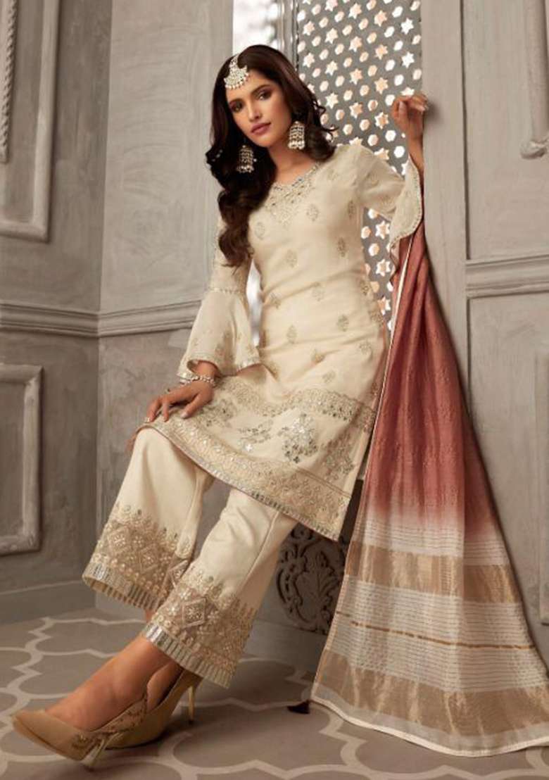 Off-White Embroidered Georgette Kurta Set - Indya