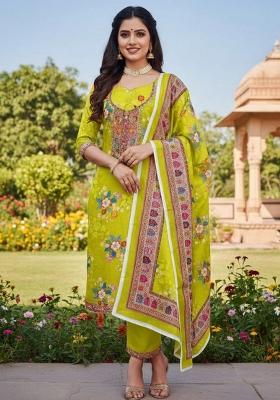 Green Abstract Silk Kurta Set