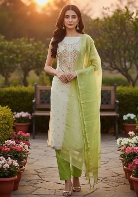 Off White Embroidered Chiffon Kurta Set