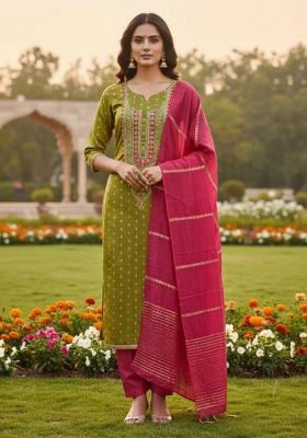 Green Embroidered Jacquard Kurta Set