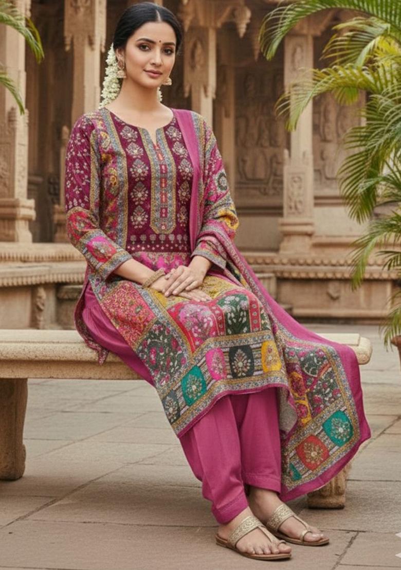Pink Abstract Chiffon Kurta Set - Indya