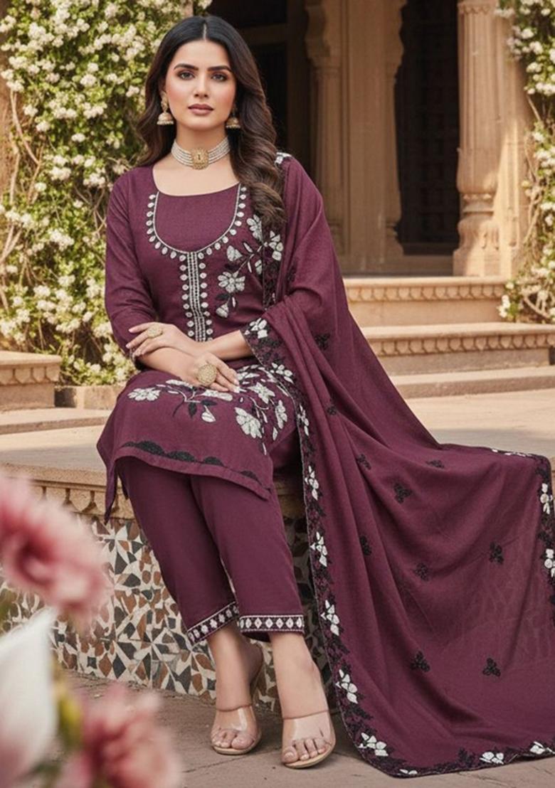 Wine Embroidered Georgette Kurta Set - Indya