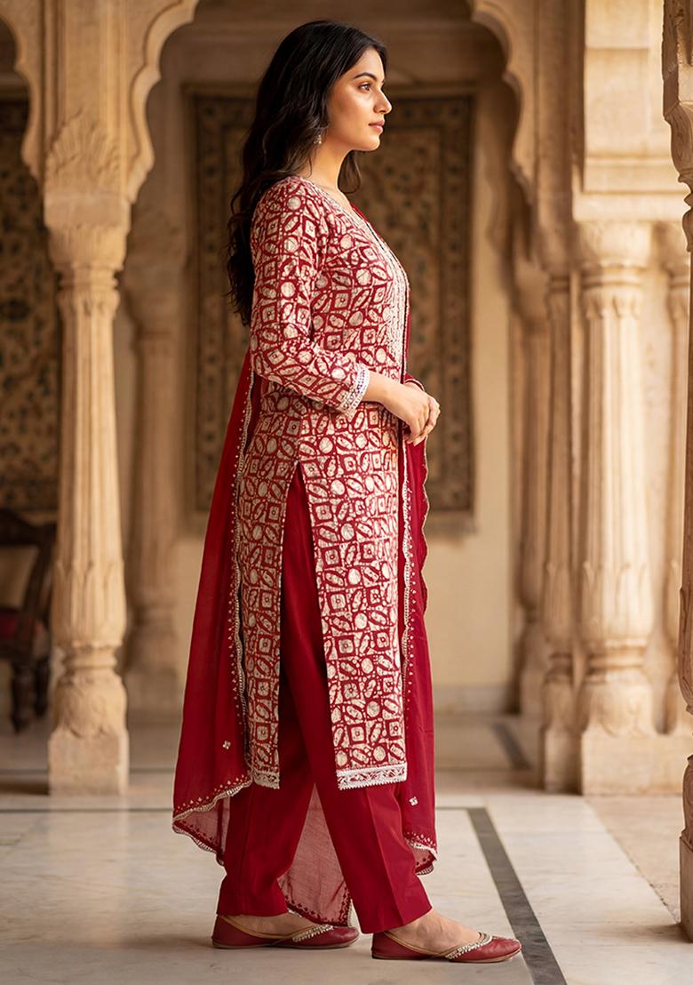 Maroon Hand Khatli Work Rayon Straight Kurta Set - Indya