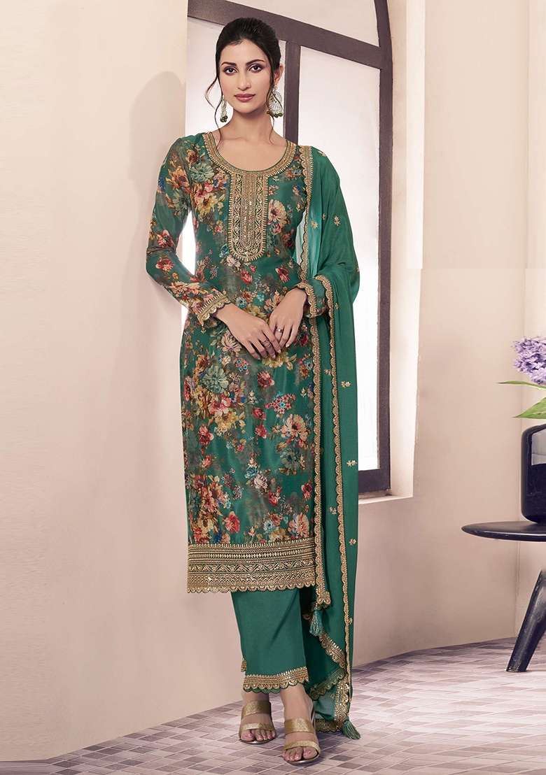 Green Embroidery Chinon Pakistani Suit Set - Indya