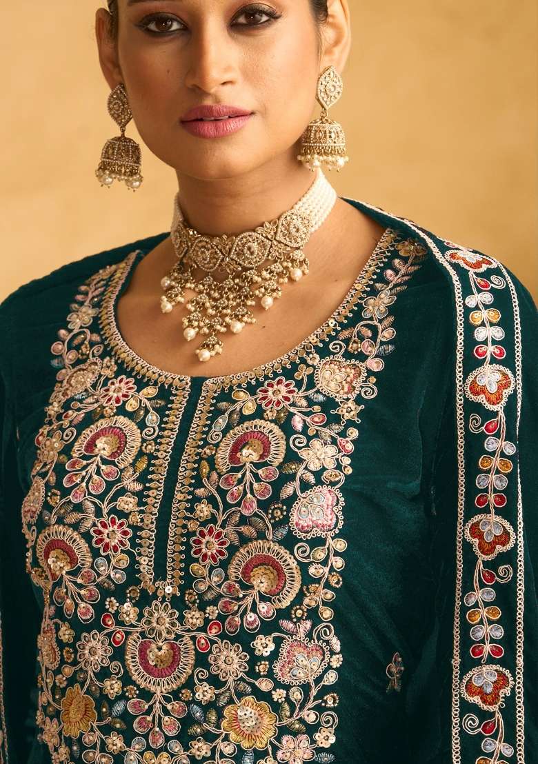 Green Embroidery Velvet Pakistani Suit Set - Indya