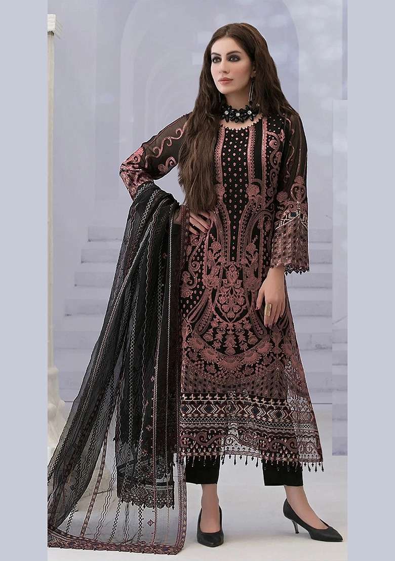 Green Embroidery Velvet Pakistani Suit Set - Indya