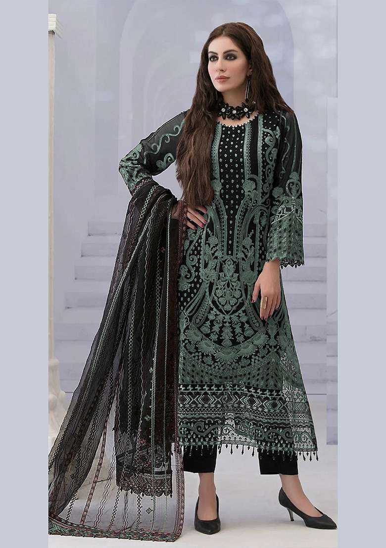 Blue Embroidery Velvet Pakistani Suit Set - Indya