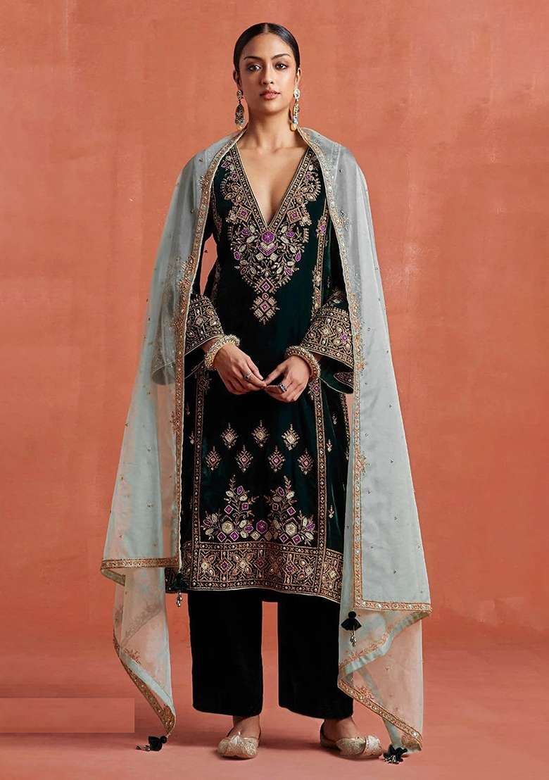Black Embroidery Velvet Pakistani Suit Set - Indya