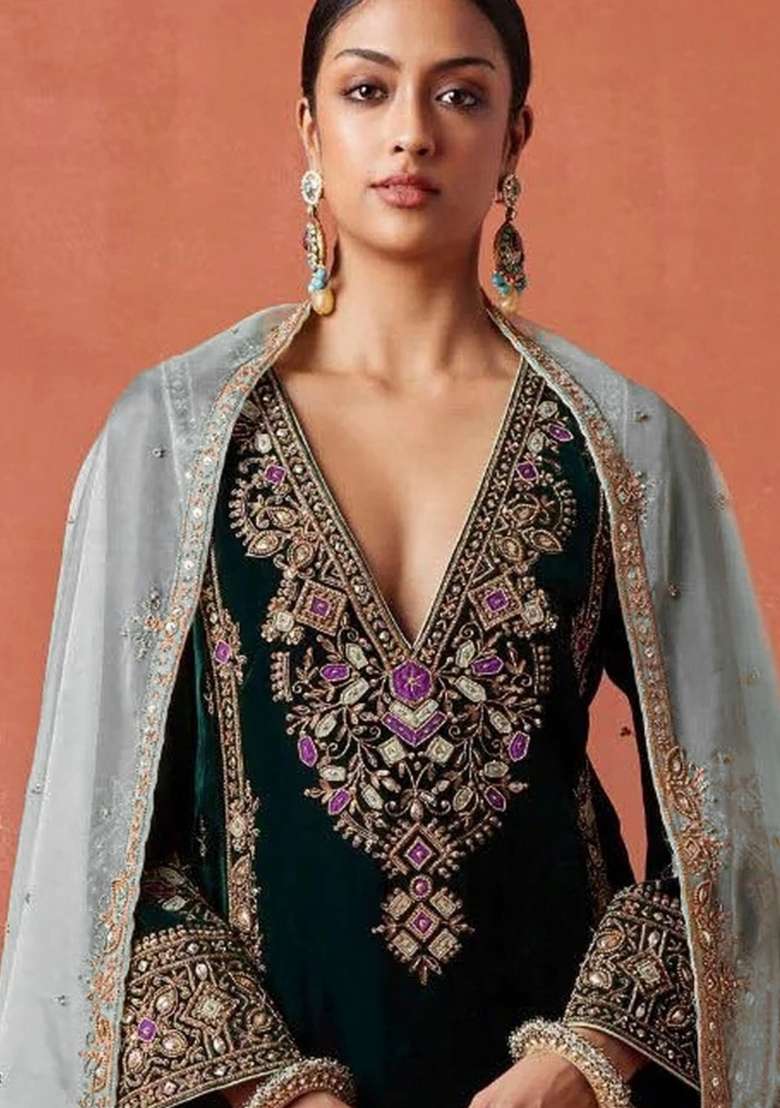 Black Embroidery Velvet Pakistani Suit Set - Indya