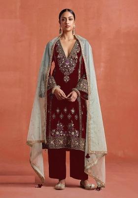 Maroon Embroidery Velvet Pakistani Suit Set