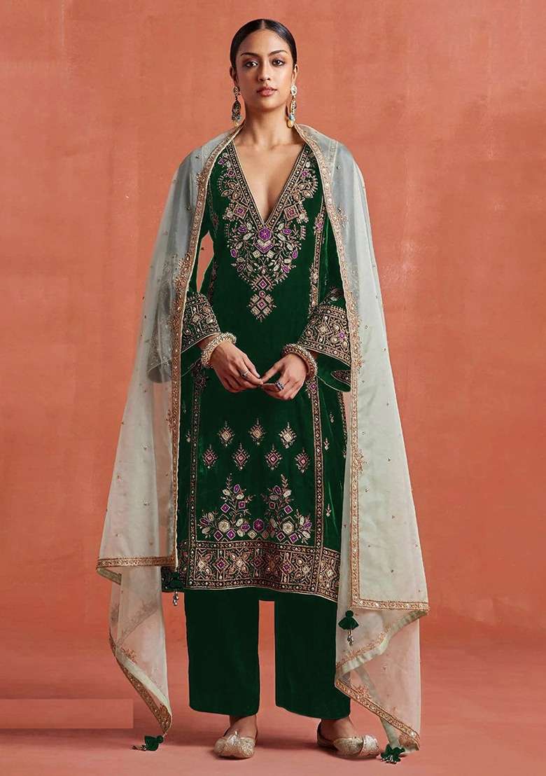 Green Embroidery Velvet Pakistani Suit Set - Indya
