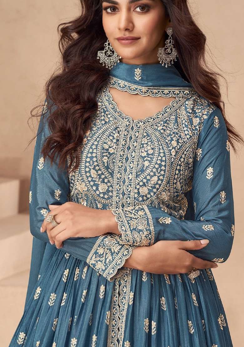 Blue Embroidery Chinon Pakistani Suit Set - Indya
