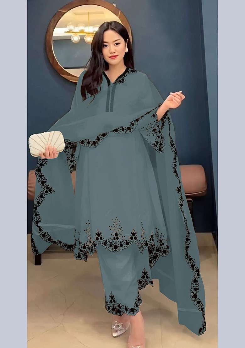 Grey Embroidery Georgette Pakistani Suit Set - Indya