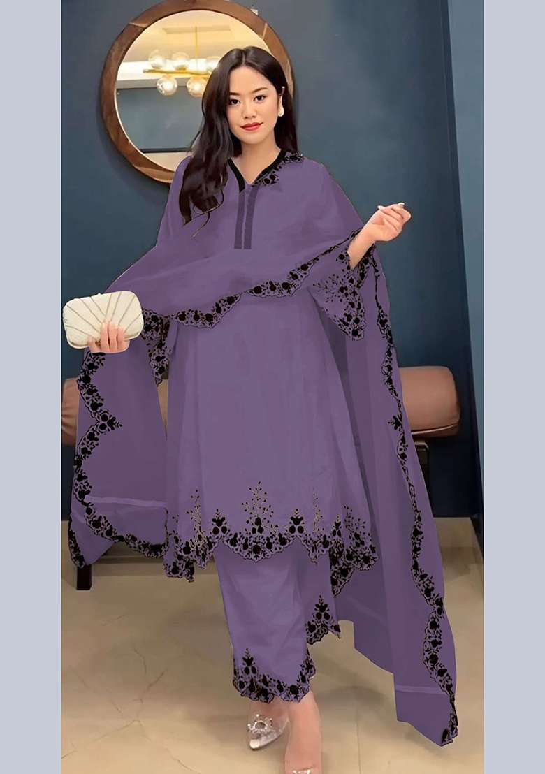 Purple Embroidery Georgette Pakistani Suit Set - Indya