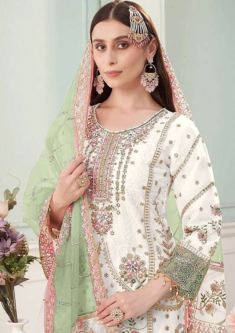 Pista Embroidery Georgette Kurta Set - Indya