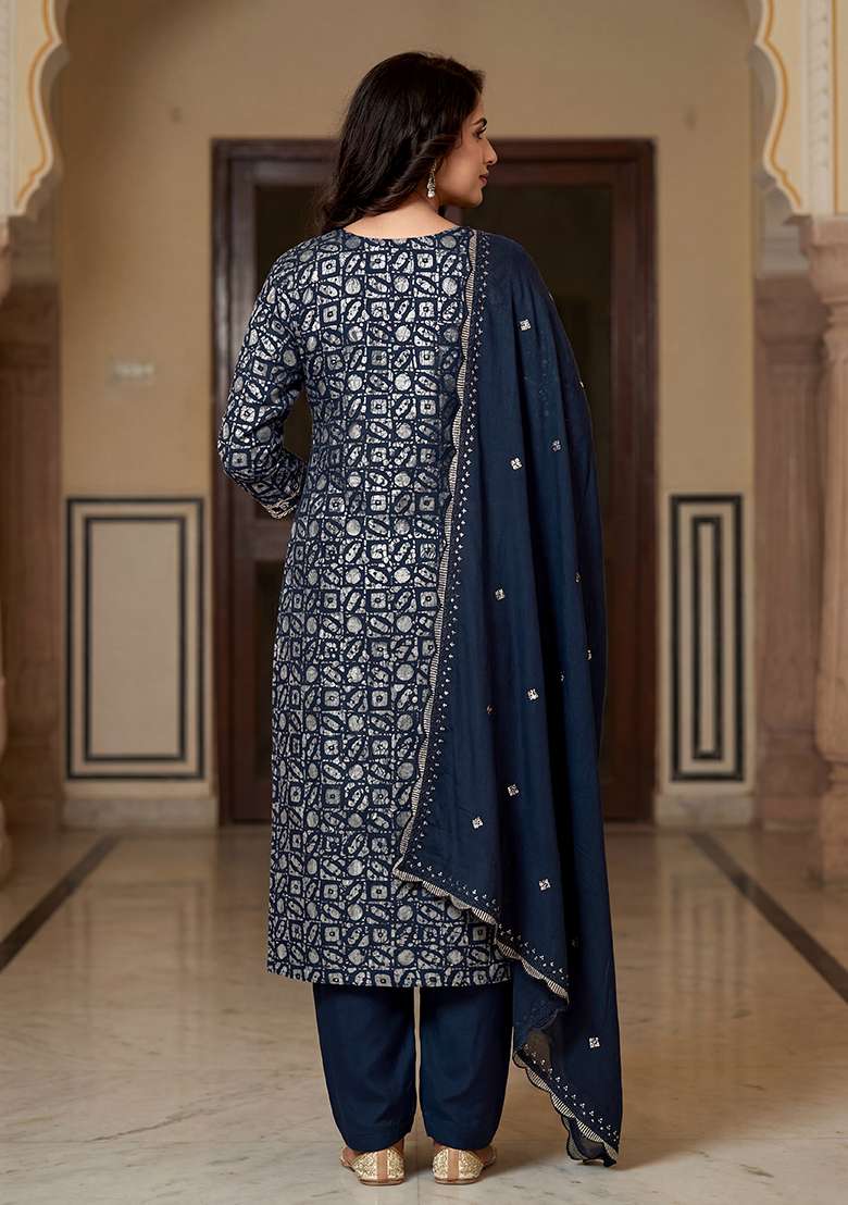 Blue Embroidery Silk Blend Kurta Set - Indya