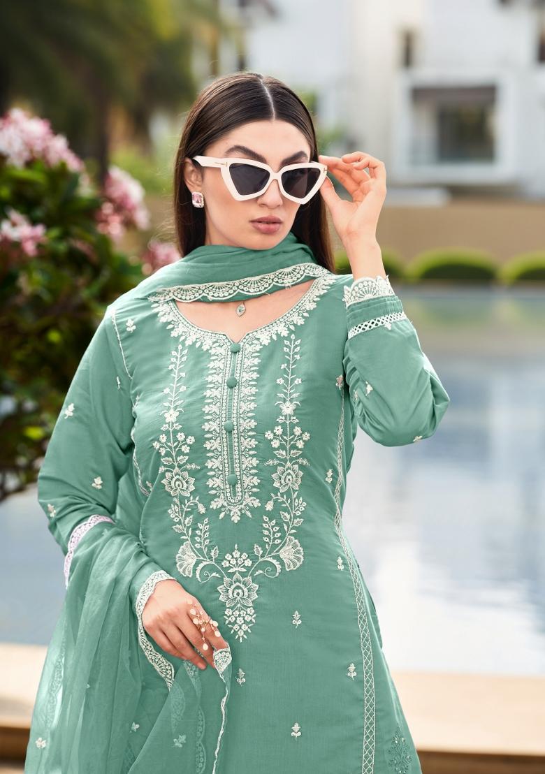 Green Embroidery Cotton Kurta Set - Indya