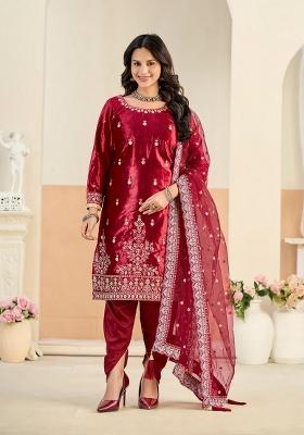 Red Zari Work Velvet Kurta Set