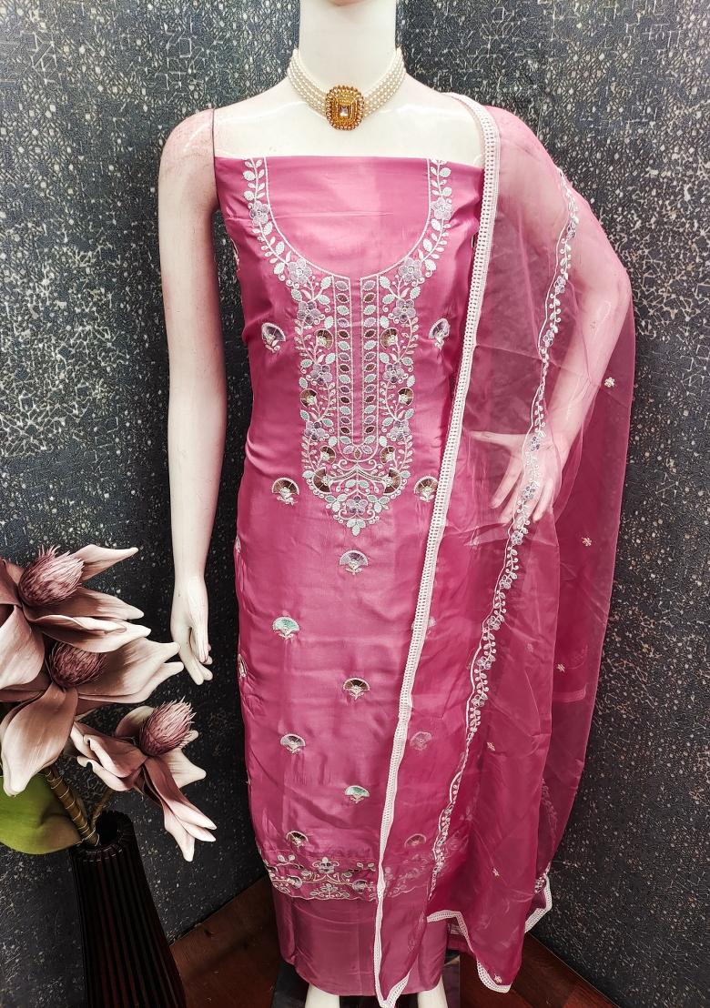 Pink Embroidery Chanderi Kurta Set - Indya